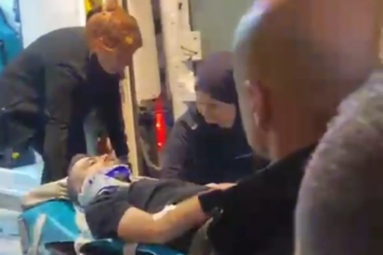 Firari h&uuml;k&uuml;ml&uuml;, yakalanmamak i&ccedil;in 2'nci katın balkonundan atladı!
