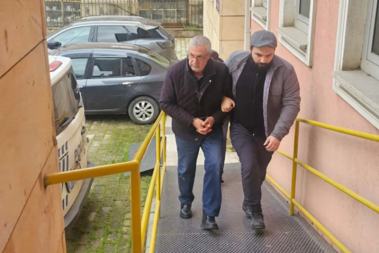 Korkunç olay! Baba-oğul arasında alacak-verecek cinayeti...