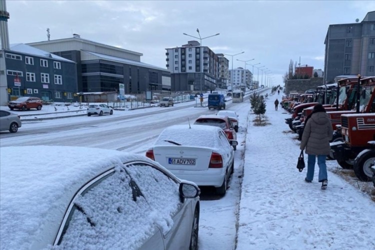 Ardahan'da eğitime kar engeli