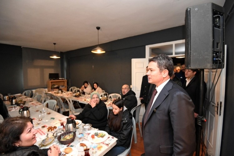 Osmangazi'de mahalle buluşması: Başkan Aydın vatandaşların taleplerini dinledi