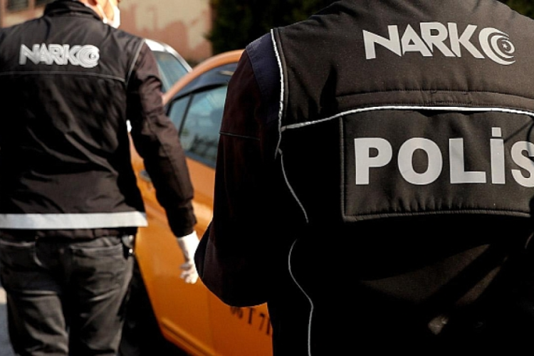 Diyarbakır'da uyuşturucu operasyonunda 22 tutuklama