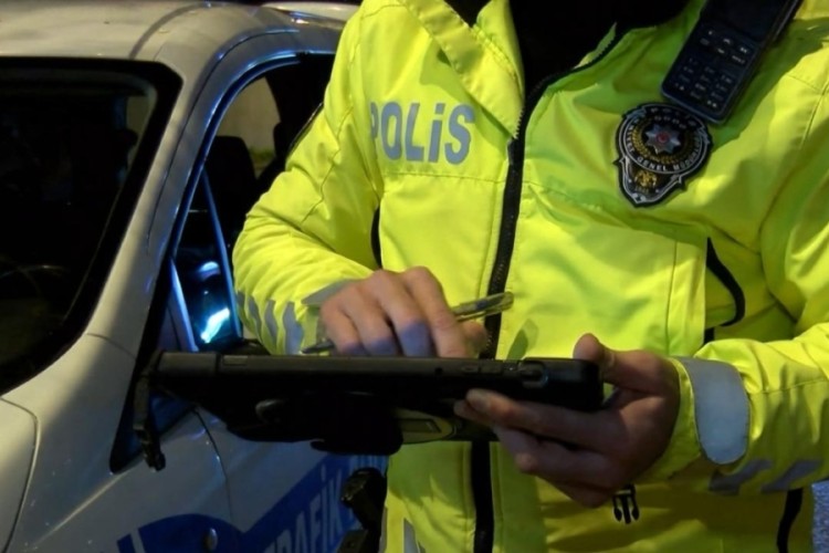 Trafik cezası d&uuml;zenlemeleri i&ccedil;eren kanun teklifi Genel Kurul'da