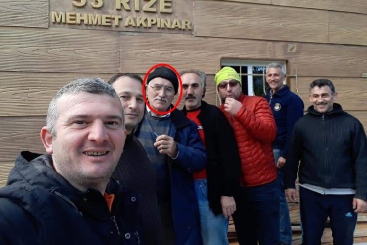 Hafif ticari araç uçuruma yuvarlandı, eski muhtar hayatını kaybetti