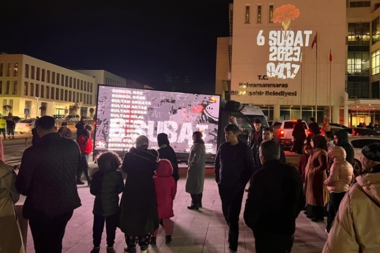 Kahramanmaraş'ta 6 Şubat depremlerinde hayatını kaybedenler dualarla anıldı