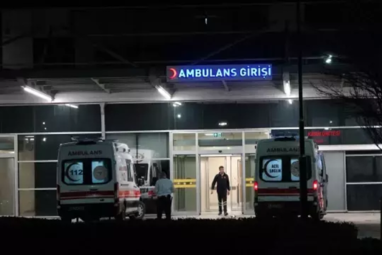 6'sı aynı aileden 11 kişi apar topar hastaneye kaldırıldı!