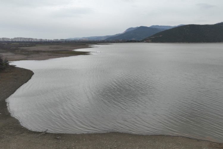 Bursa'da çöle dönen göle can suyu! Yeniden hayat buldu...