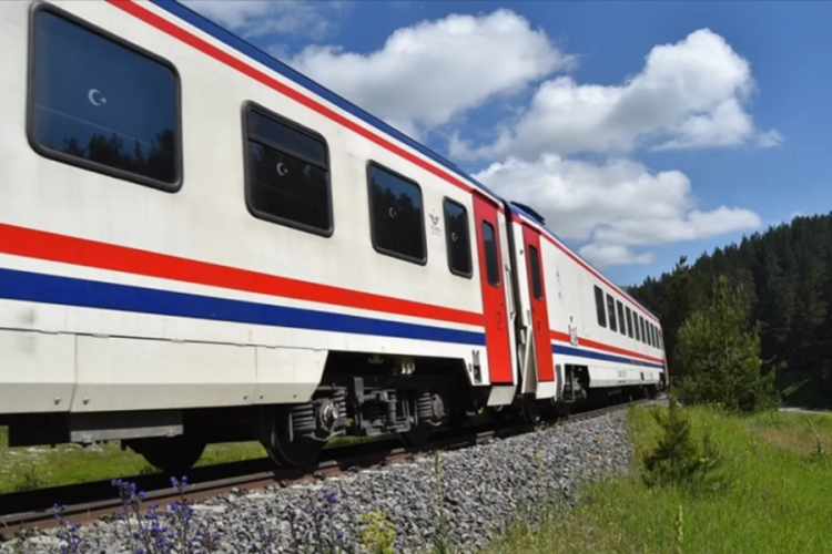 T&uuml;rkiye'den 2 komşu &uuml;lkeye tren yolculuğu! Biletler 26 eurodan başlıyor