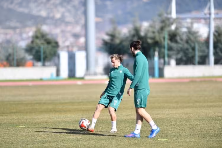 Bursaspor, Isparta 32 Spor karşılaşmasına hazır