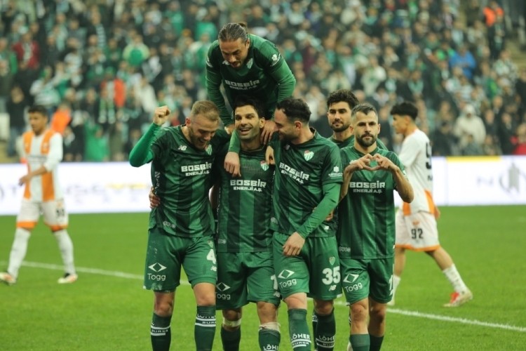 Bursaspor'un ilk 11'i belli oldu