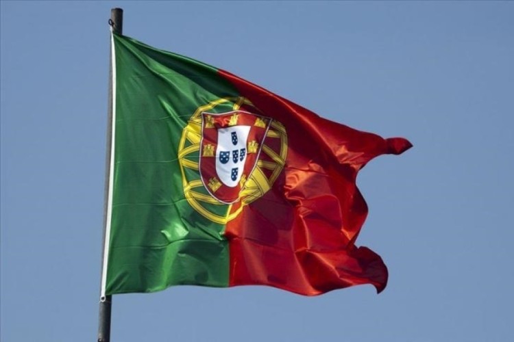 Portekiz'de muhalefetteki Sosyalist Parti'nin adayı Antonio Jose Seguro cumhurbaşkanı seçildi