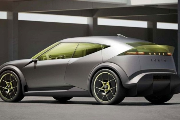 Hyundai yeni yıl sürprizini resmen açıkladı: Çok uygun fiyata elektrikli SUV geliyor