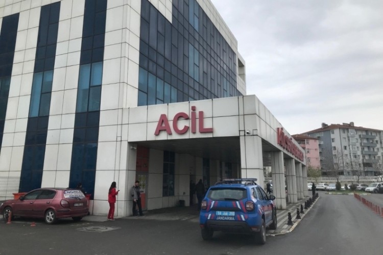 Arkadaşlar arasında 'şantaj' kavgası! Defalarca bıçakladı...