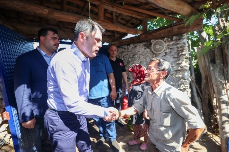 Murat Kurum'dan duygulandıran paylaşım!