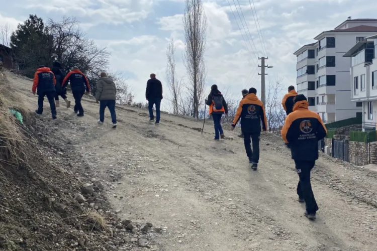 4 g&uuml;nl&uuml;k esrarengiz kayıp! 103 kişi zamanla yarışışıyor