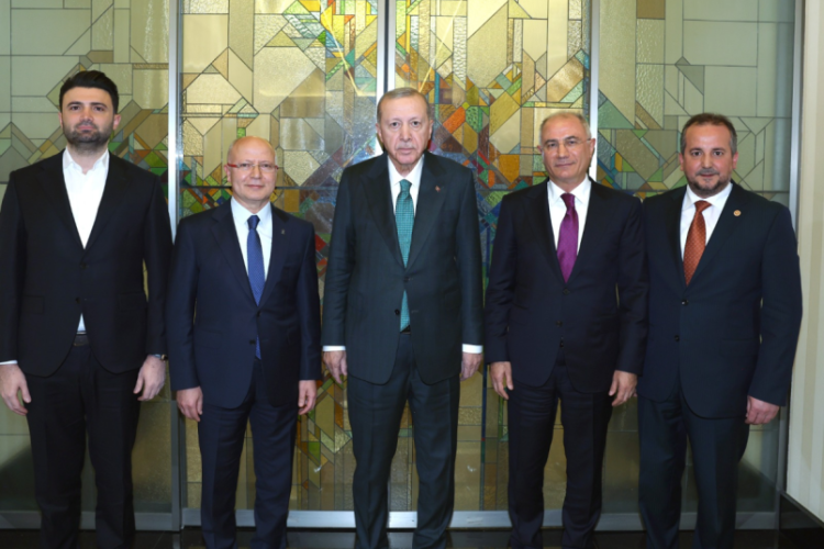 Bursaspor Başkanı Enes Çelik ve Cumhurbaşkanı Erdoğan aynı karede...