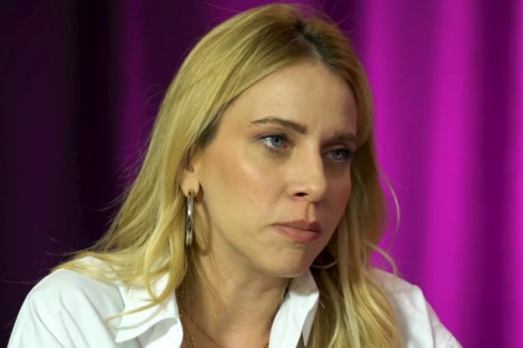 Melis İşiten: Birden fazla kişiyle flört etmiyorum