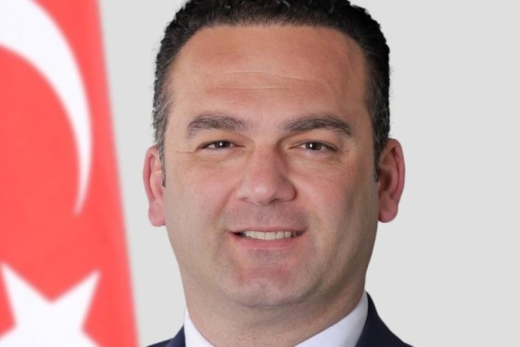 Küçük kıza cinsel taciz iddiası! Belediye Başkanı tutuklandı