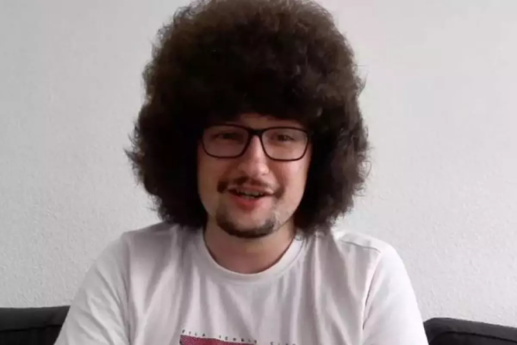 Takımı kazanırsa saçlarını kesecekti! İşte sonuç