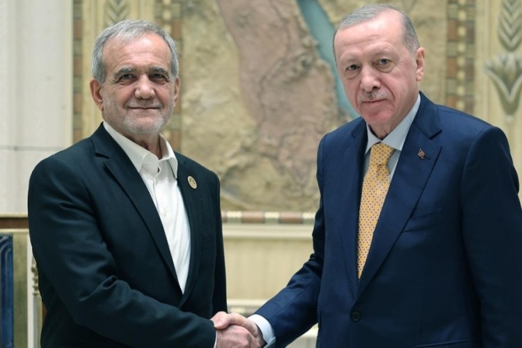 İran Cumhurbaşkanı Pezeşkiyan'dan Cumhurbaşkanı Erdoğan'a teşekkür 