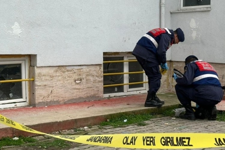 Tekirdağ'da okulun 4. katından düşen öğrenci ağır yaralandı 