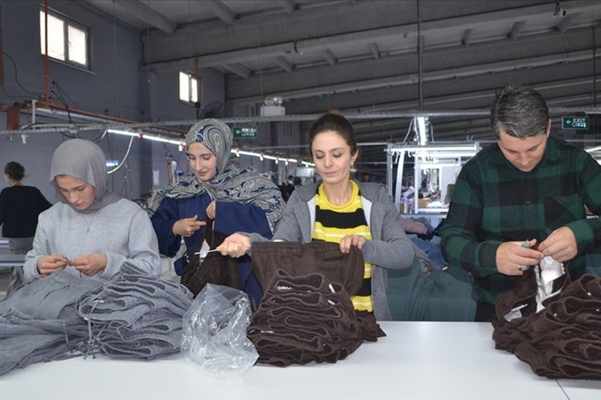 İşçi olarak girdiği tekstil sektöründe fabrika kurdu, 11 ülkeye ürün gönderiyor