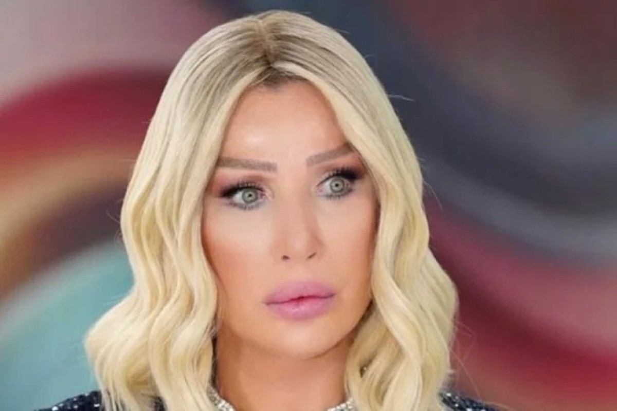  Seda Sayan'dan Amerika'da! Valizli ikonik pozu verdi 