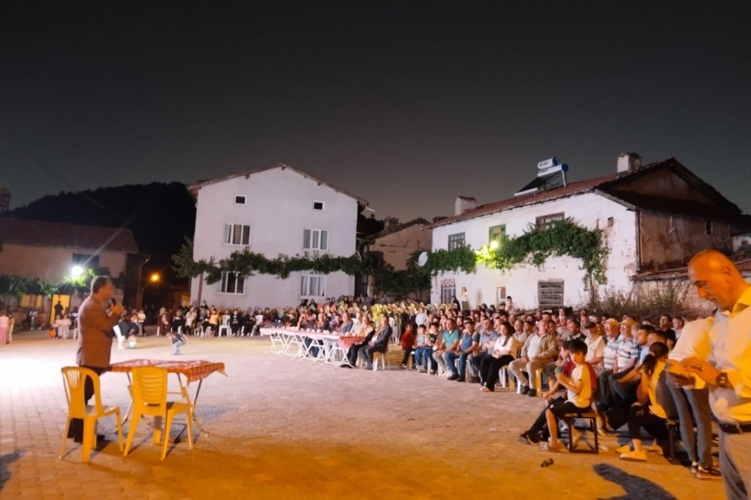 Bursa'da Düvenli Köyü Derneği birlik mesajı verdi