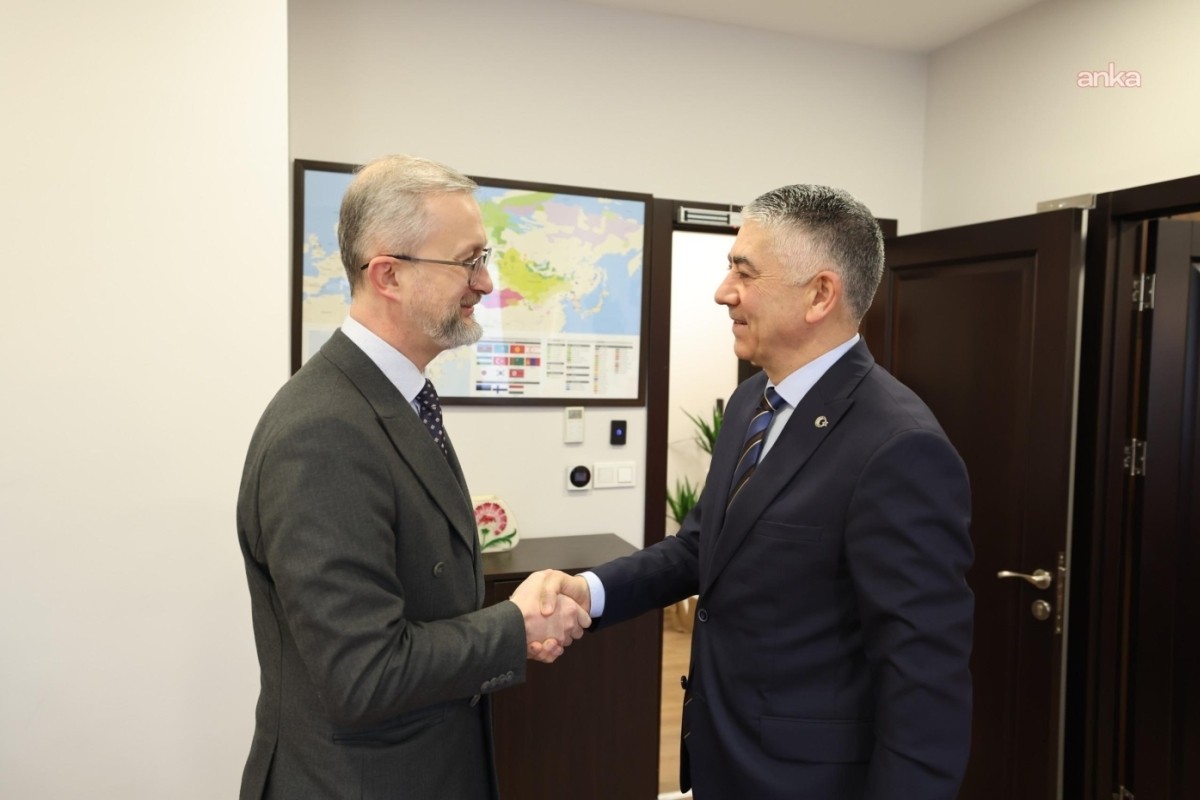 Dışişleri Bakan Yardımcısı Özel, Ukrayna'nın Ankara Büyükelçisi Celal'i kabul etti