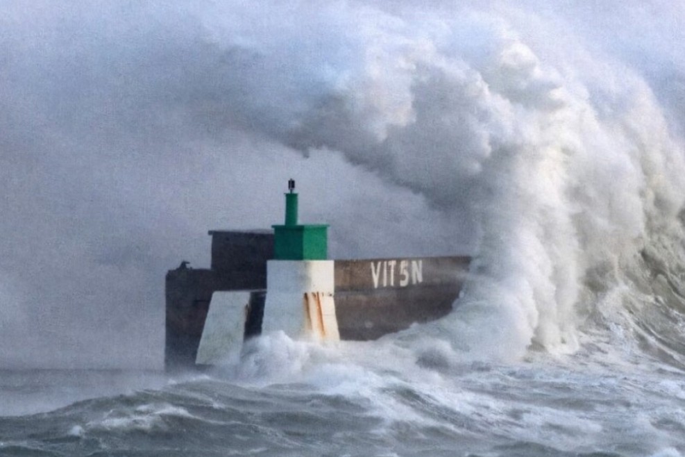 Fransa'yı Nils fırtınası vurdu