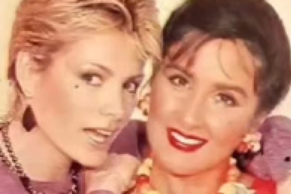  Nükhet Duru'dan, Ajda Pekkan'a 80'inci yaş günü kutlaması 