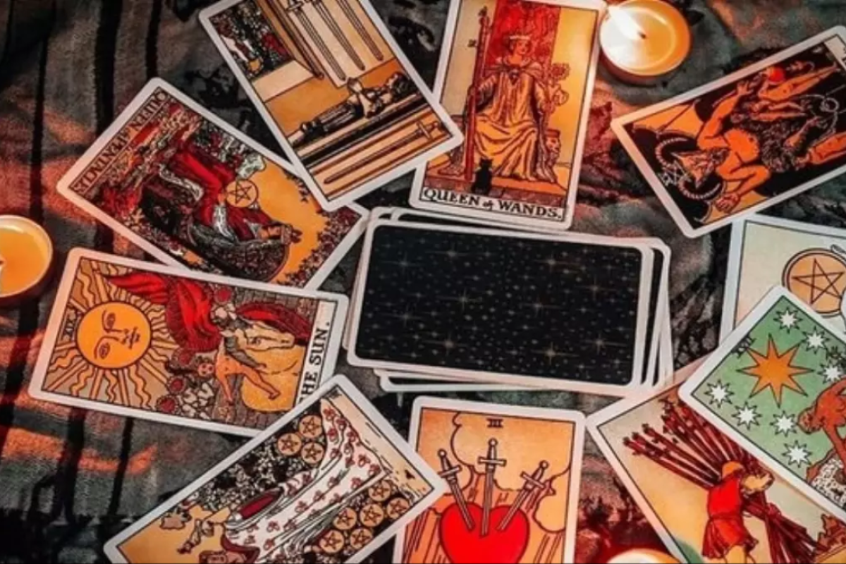 13 Şubat Günlük Tarot Falı: 13 Şubat Cuma günü seni neler bekliyor? Günlük Tarot kart açılımı!
