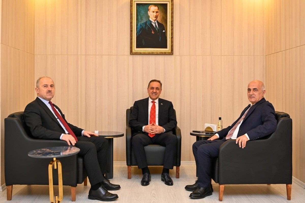 Kaymakamlardan yeni Yalova Valisi'ne hayırlı olsun ziyareti&nbsp;