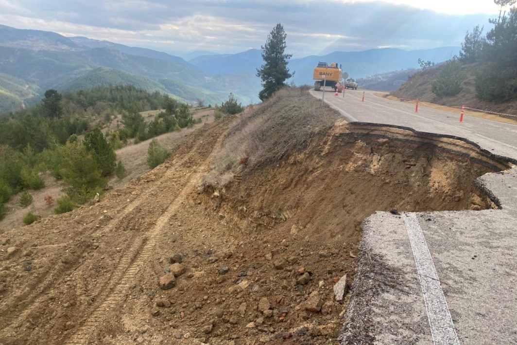 Bursa'da seferberlik! Ulaşıma elverişli hale geldi