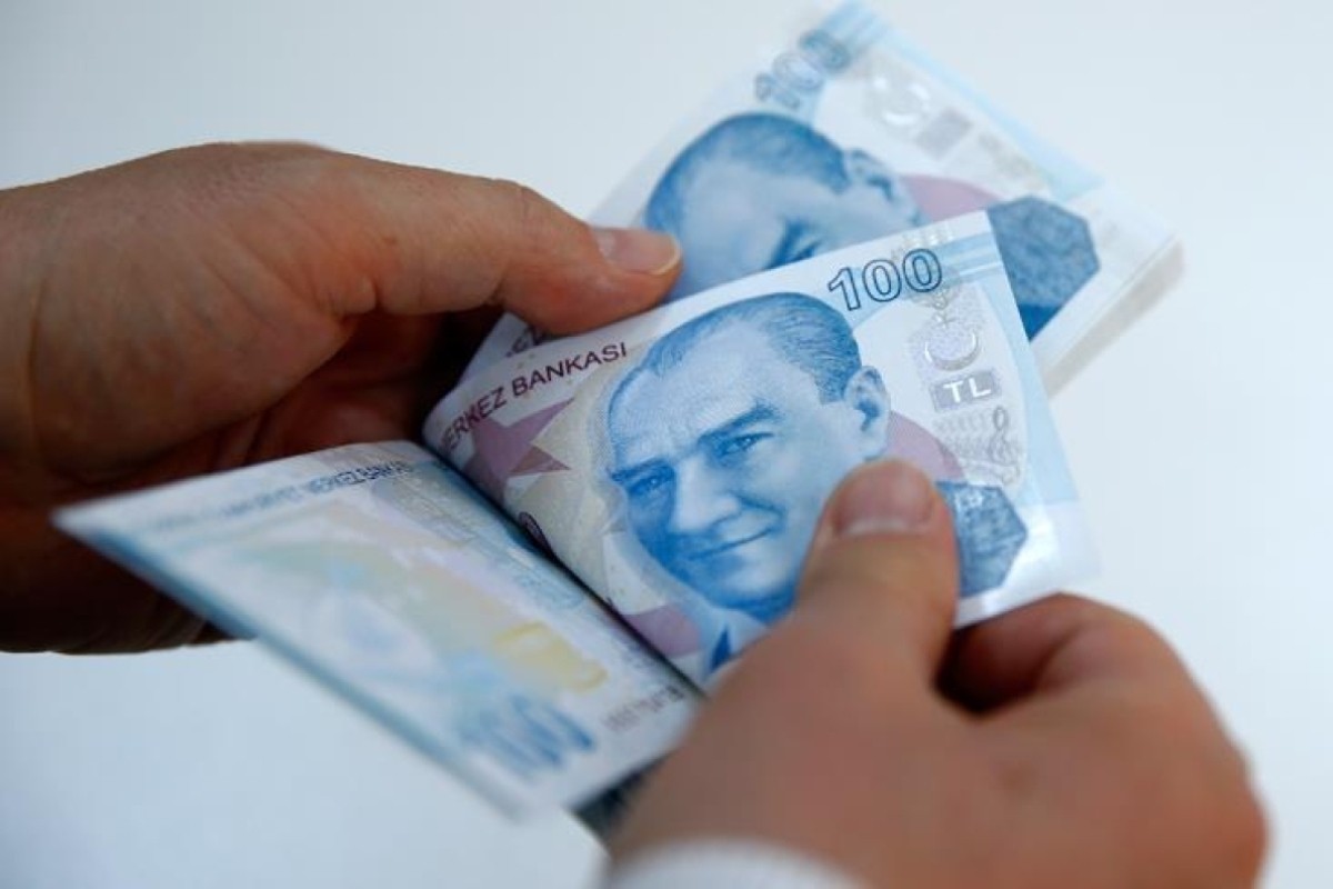 Memurlara yılda iki kez ikramiye! Teklif Meclis'e sunuldu