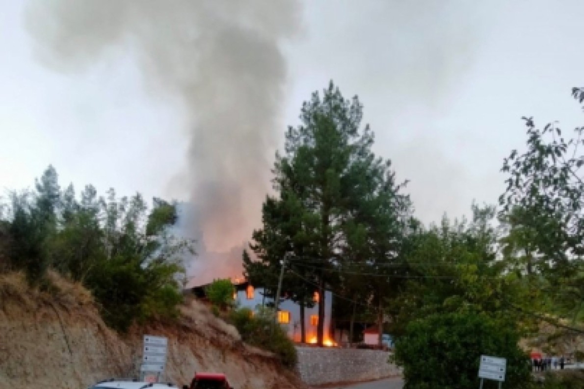 Bursa'da yangın alarmı! "Elektrik Kontağı" deyip geçmeyin..