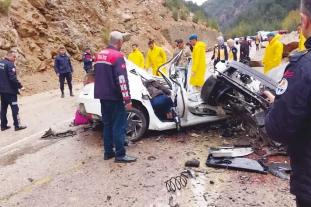 4 öğretmene mezar olan yer yine korkuttu 