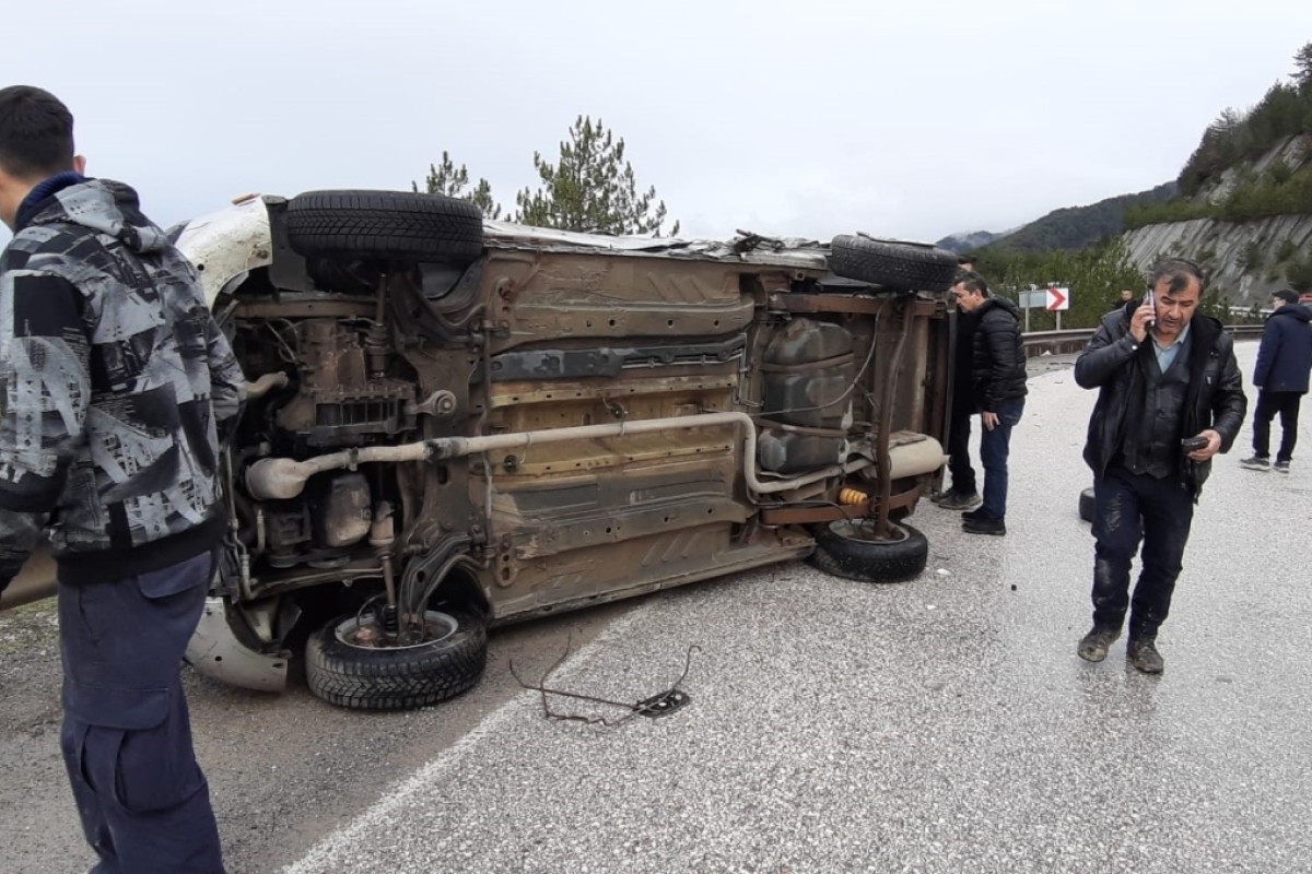 Cenaze dönüşü kaza: 2 yaralı