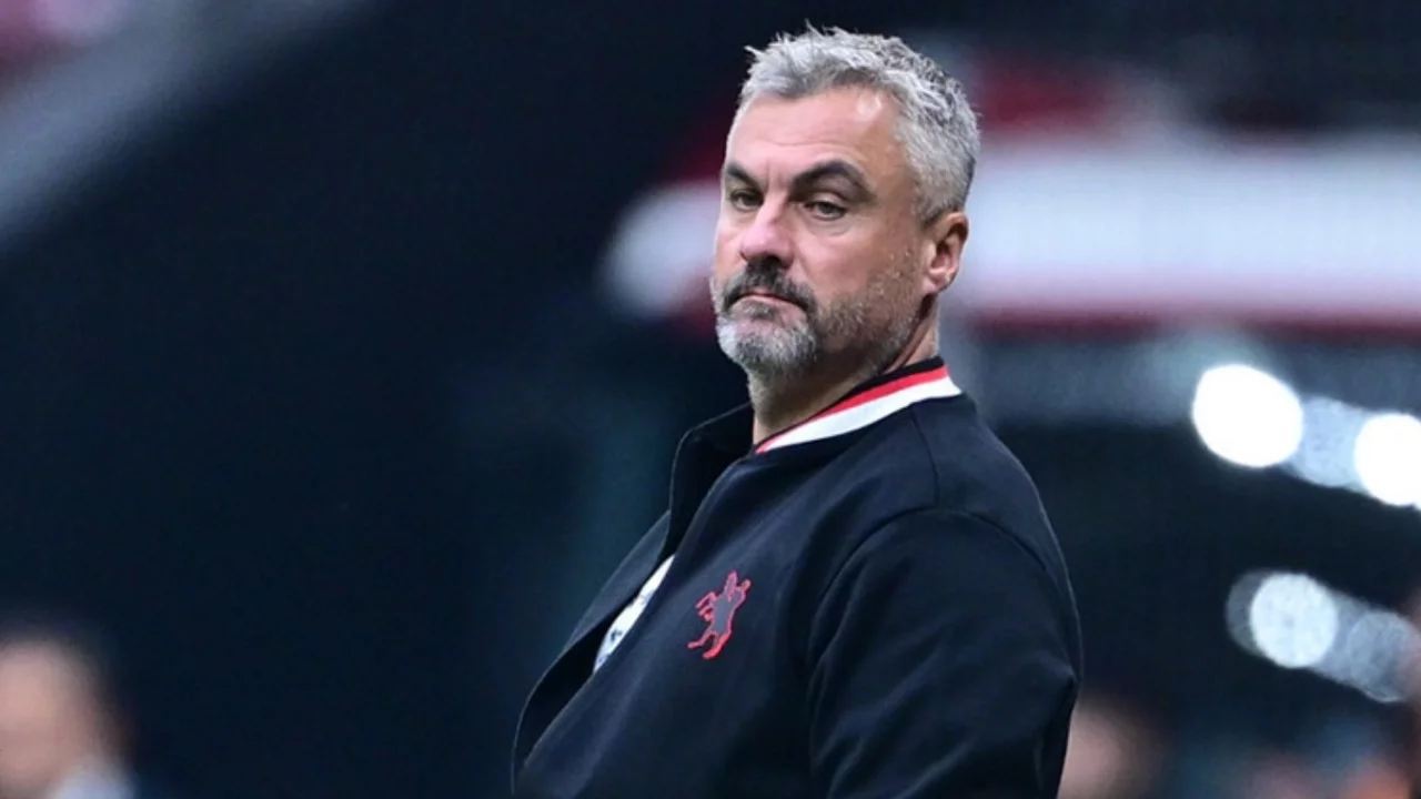 S&uuml;per Lig'de beklenmedik veda!