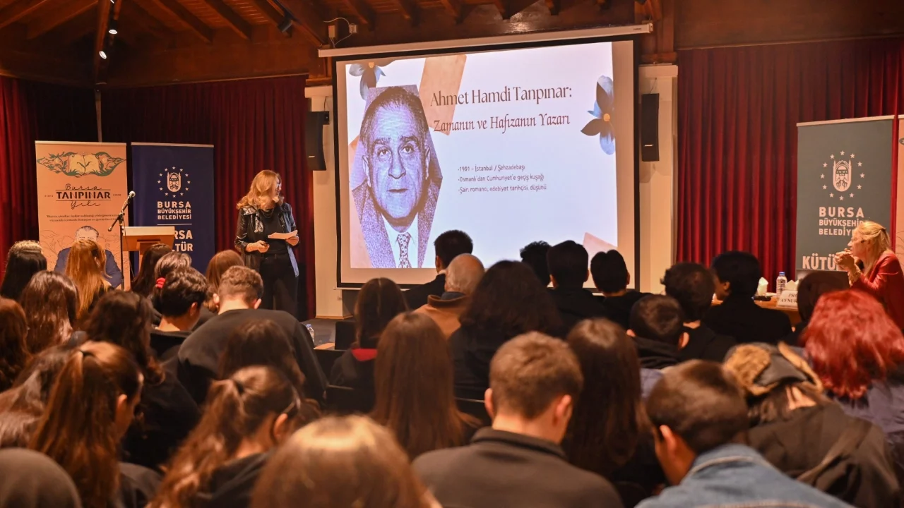 Bursa'da Tanpınar'ın dünyasına yolculuk 