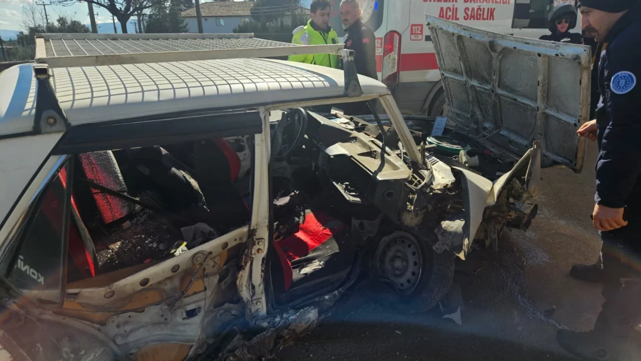 Bursa'da sürücü bu araçtan yara almadan çıktı!