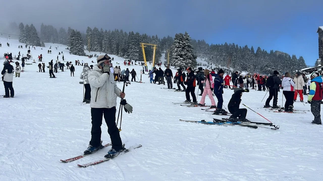 Sevgililer Günü'nde Uludağ doldu taştı!