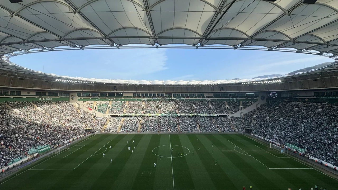 Bursaspor taraftarı damga vurdu! Şehir kenetlendi...