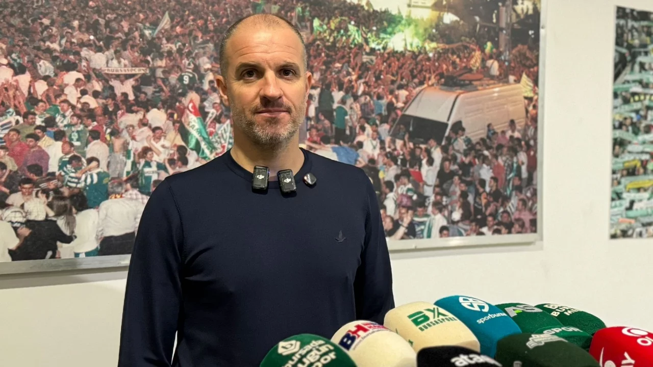Bursaspor Teknik Direktörü Er: 'Oyun gücümüzü yukarı çekmeliyiz'