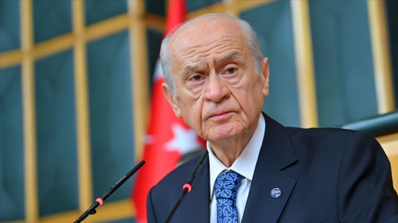 MHP Genel Başkanı Bahçeli'den "Yeraltı" dizisine övgü