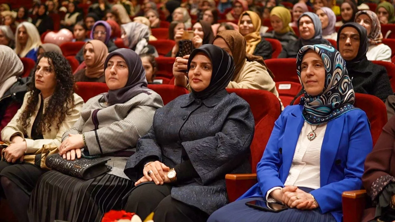 Mezopotamya'nın kadim ezgileri Kestel'de hayat buldu