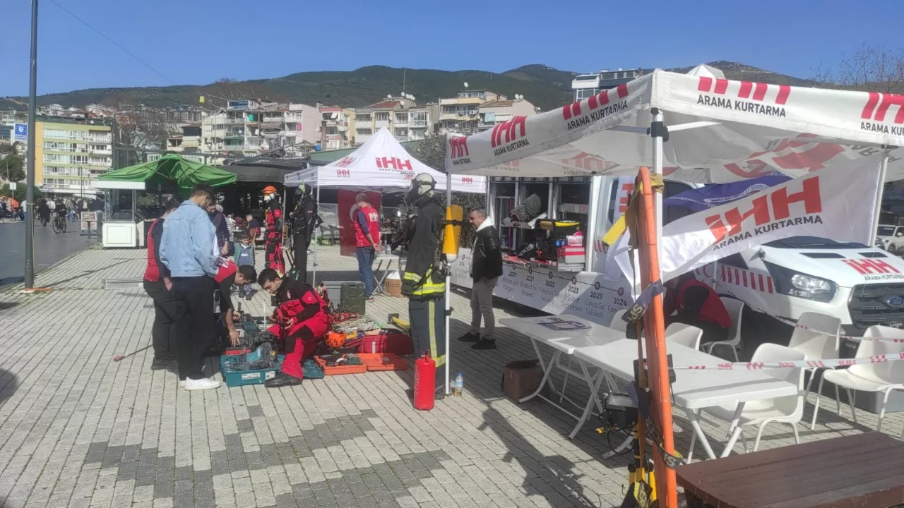 İHH İnsani Yardım Vakfı'ndan Gemlik'e çağrı: "Güçlü ekip hayat kurtarır"