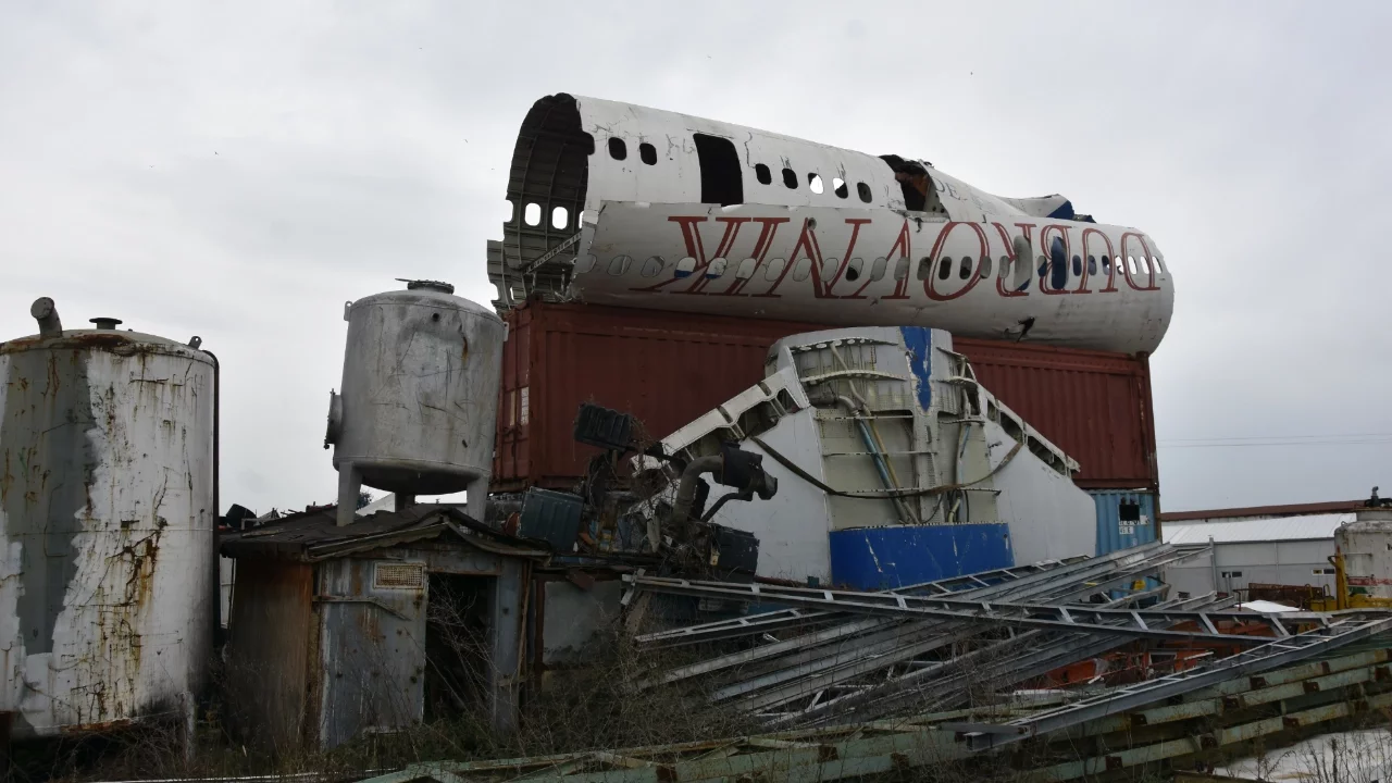 80 bin TL'ye aldı: Bursa'daki 22 tonluk uçak şimdi 2,5 milyon!
