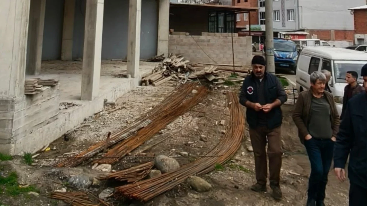 Bursa'da enerji nakil hattına temas eden işçi yere çakıldı!