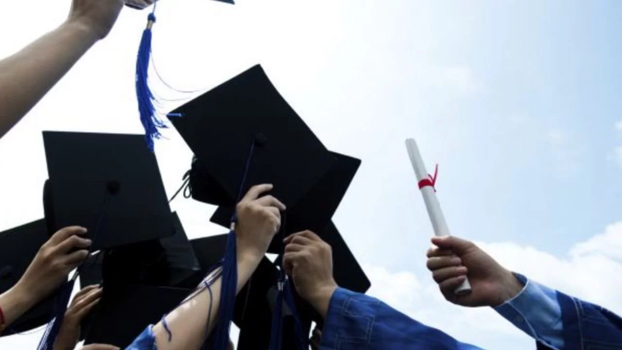 Türkiye'nin akademik başarı sıralaması açıklandı: Bursa Uludağ Üniversitesi ilk 25'de!