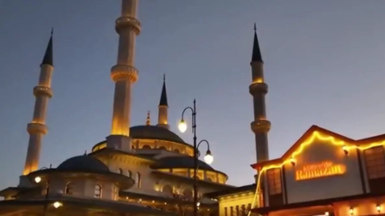 İletişim Başkanlığı duyurdu: Vatandaşlarımızı Külliye'de Ramazan etkinliklerine bekliyoruz